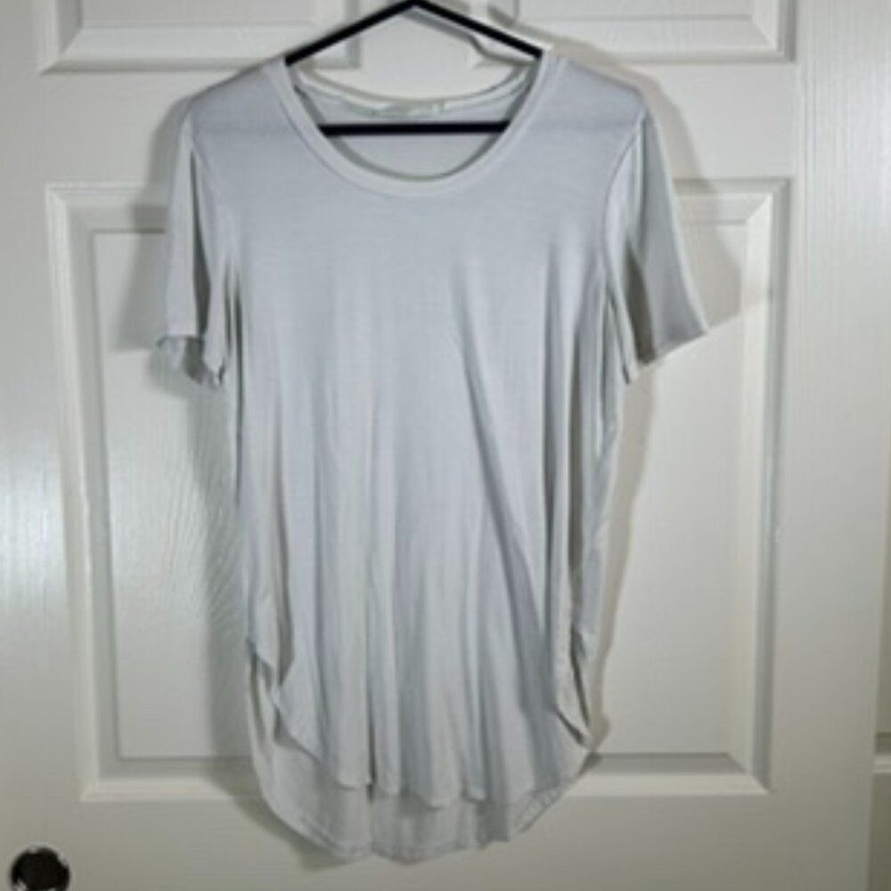 Final Touch White Short Sleeve Women's T-Shirt - Small